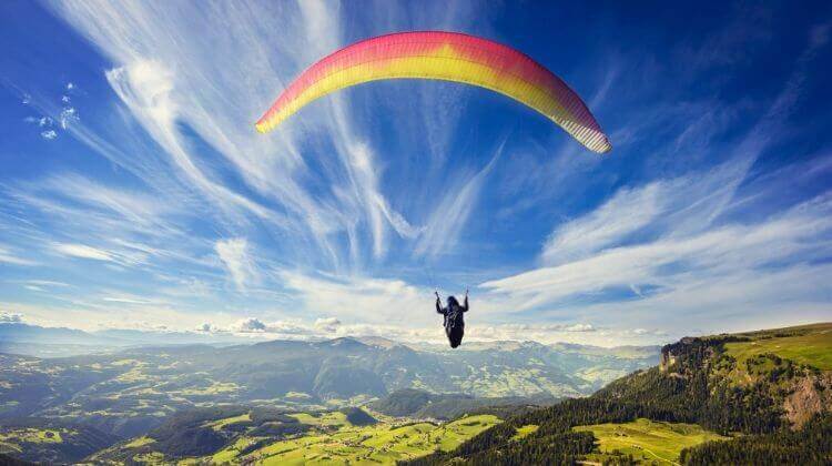 paragliding-in-kashmir